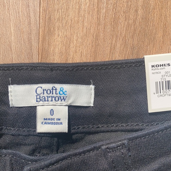 croft & barrow midrise cuffed black jean Capri size 0 - Picture 10 of 16